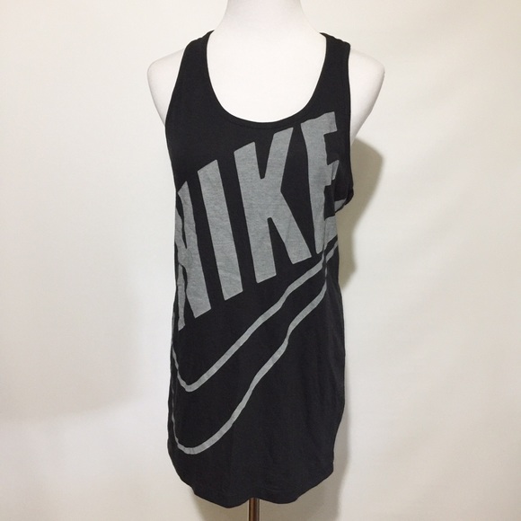 Nike Tops - NIKE SLIM FIT TANK
