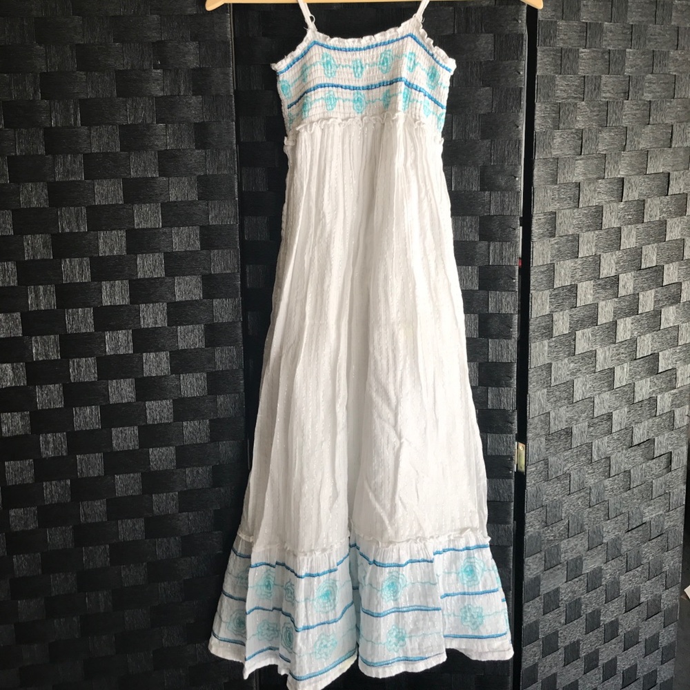 Justice white flow we dress size 8.