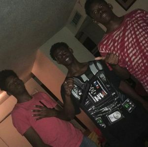 Meet your Posher, Malik