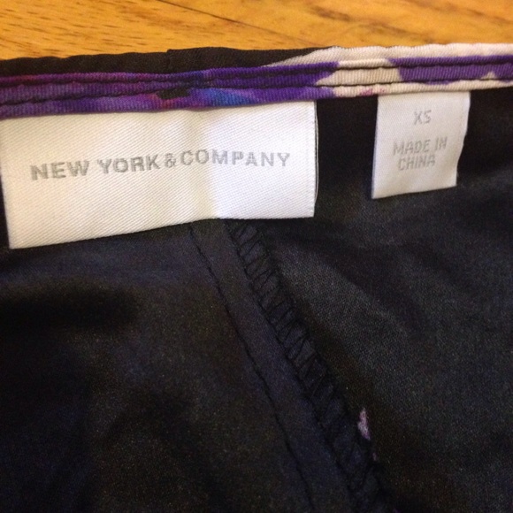 Beautiful cold shoulder dress - Picture 3 of 5