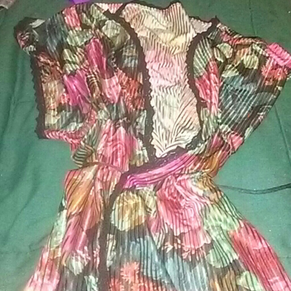 Night Robe - Picture 2 of 2