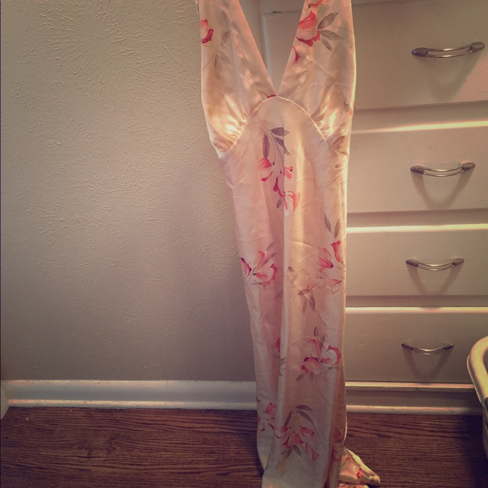 Jones New York silky nightgown!