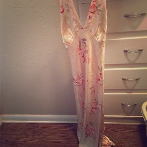 Jones New York silky nightgown!