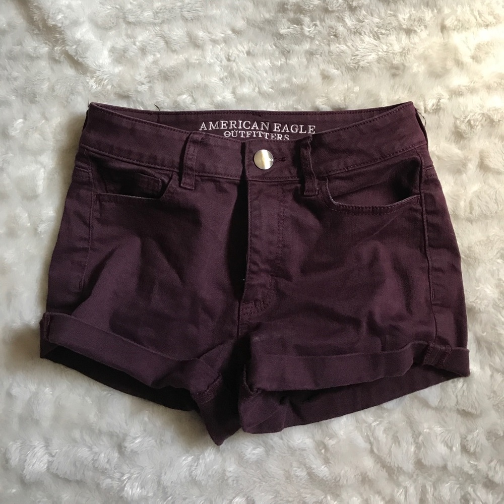 American Eagle Outfitters maroon hi-rise shortie