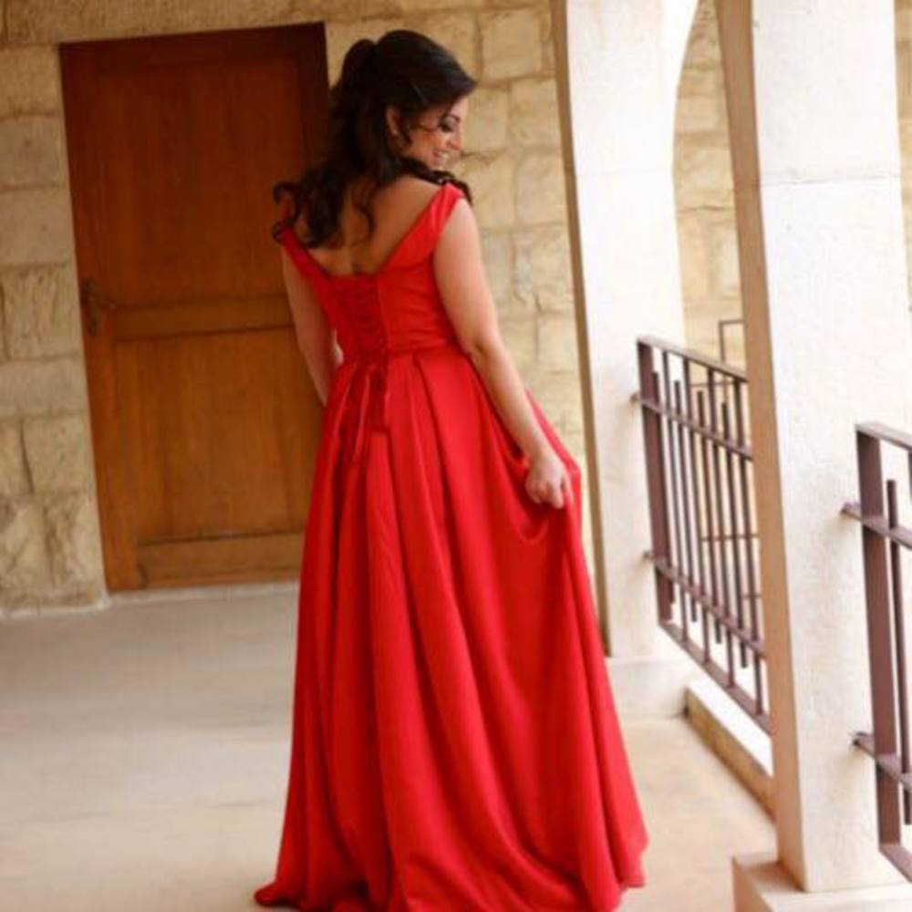 Meet your Posher, Ariella