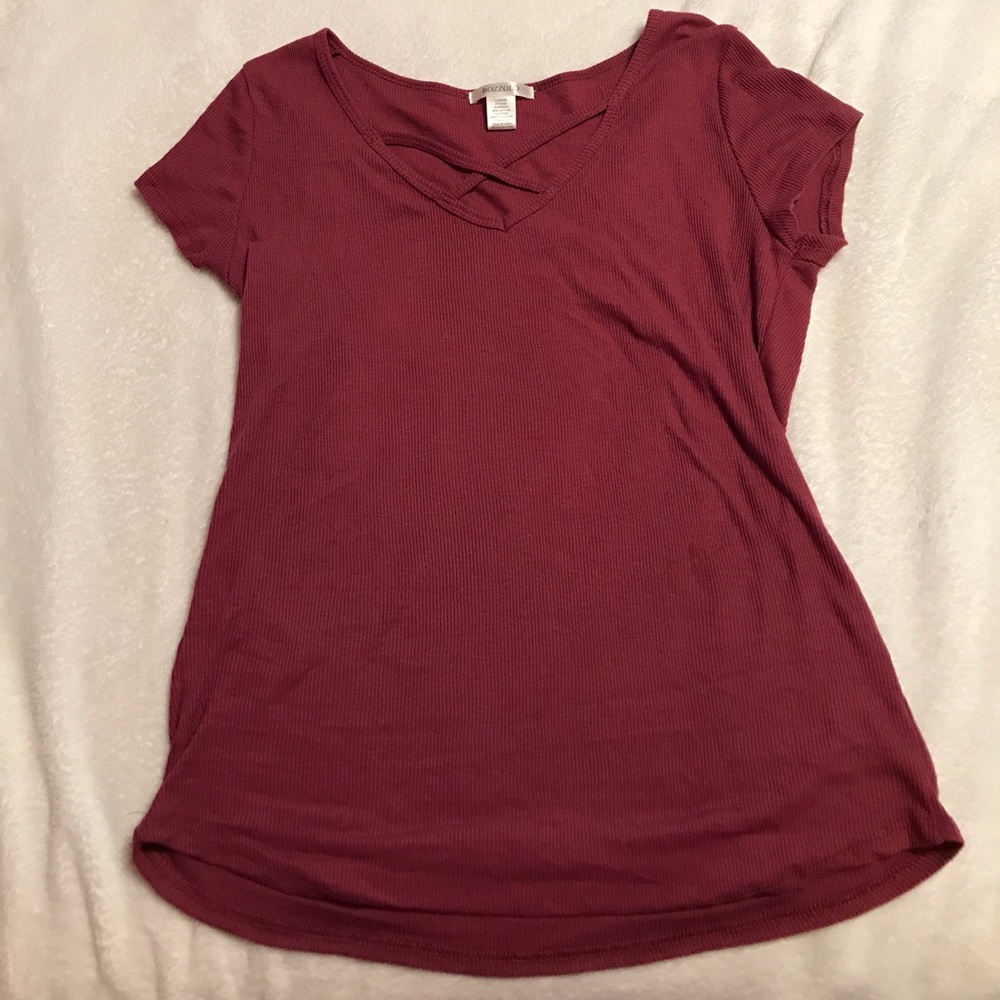 NEVER WORN criss-cross T-Shirt
