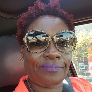 Meet your Posher, Eartha