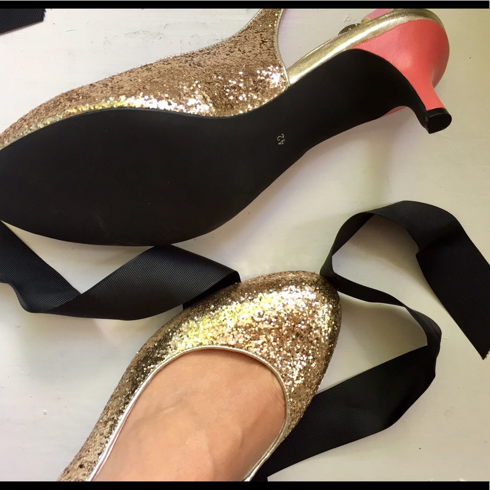 NWOB Custom Shoes of Prey Gold Slingback