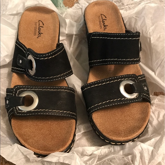 new clark sandals