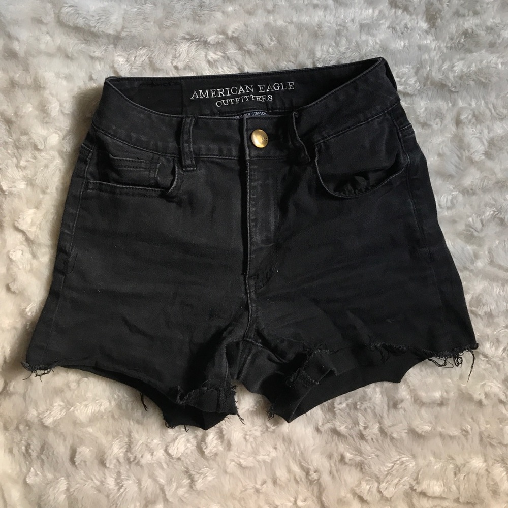 American Eagle Outfitters hi-rise shortie in black