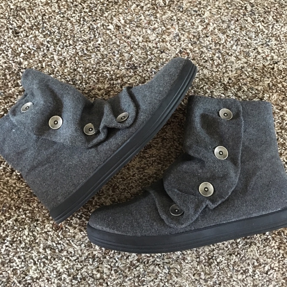 Size 7 Faded Glory booties