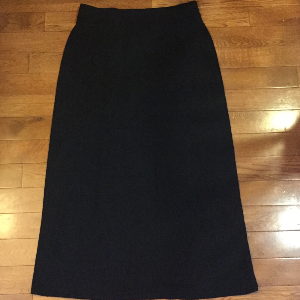 Black skirt