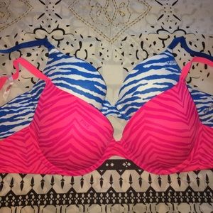 34C vs/pink push up bra
