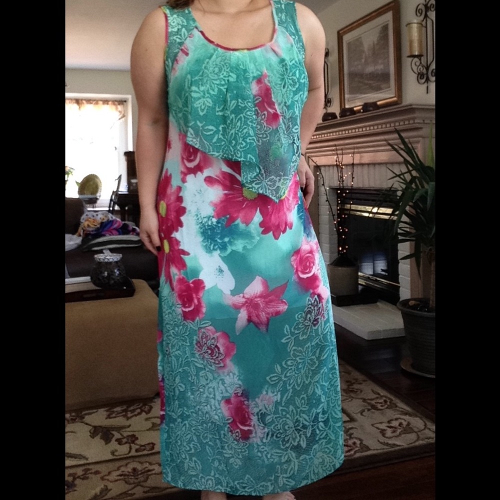 Island Daisies Dress