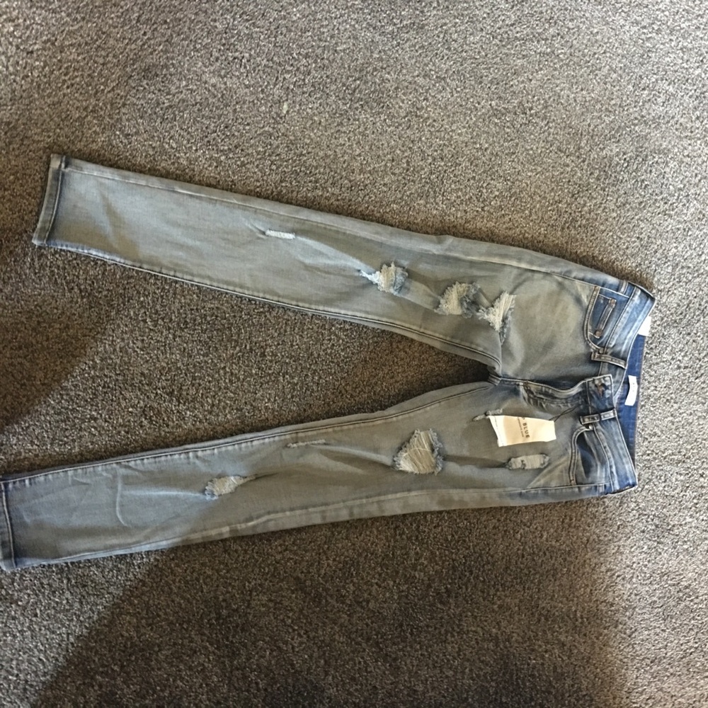 Fashion nova jeans SZ 11 runs small