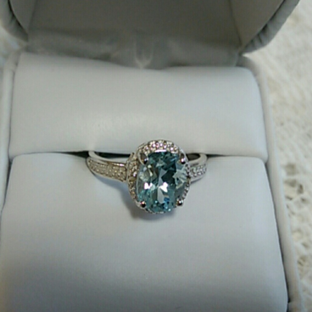 Sterling Silver Ice Blue Topaz Ring Sz. 7
