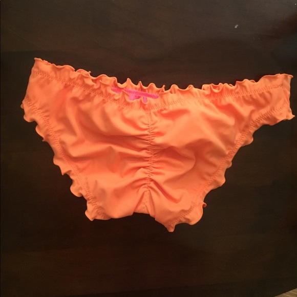 Ruffle cheeky bikini bottoms - Picture 2 of 3