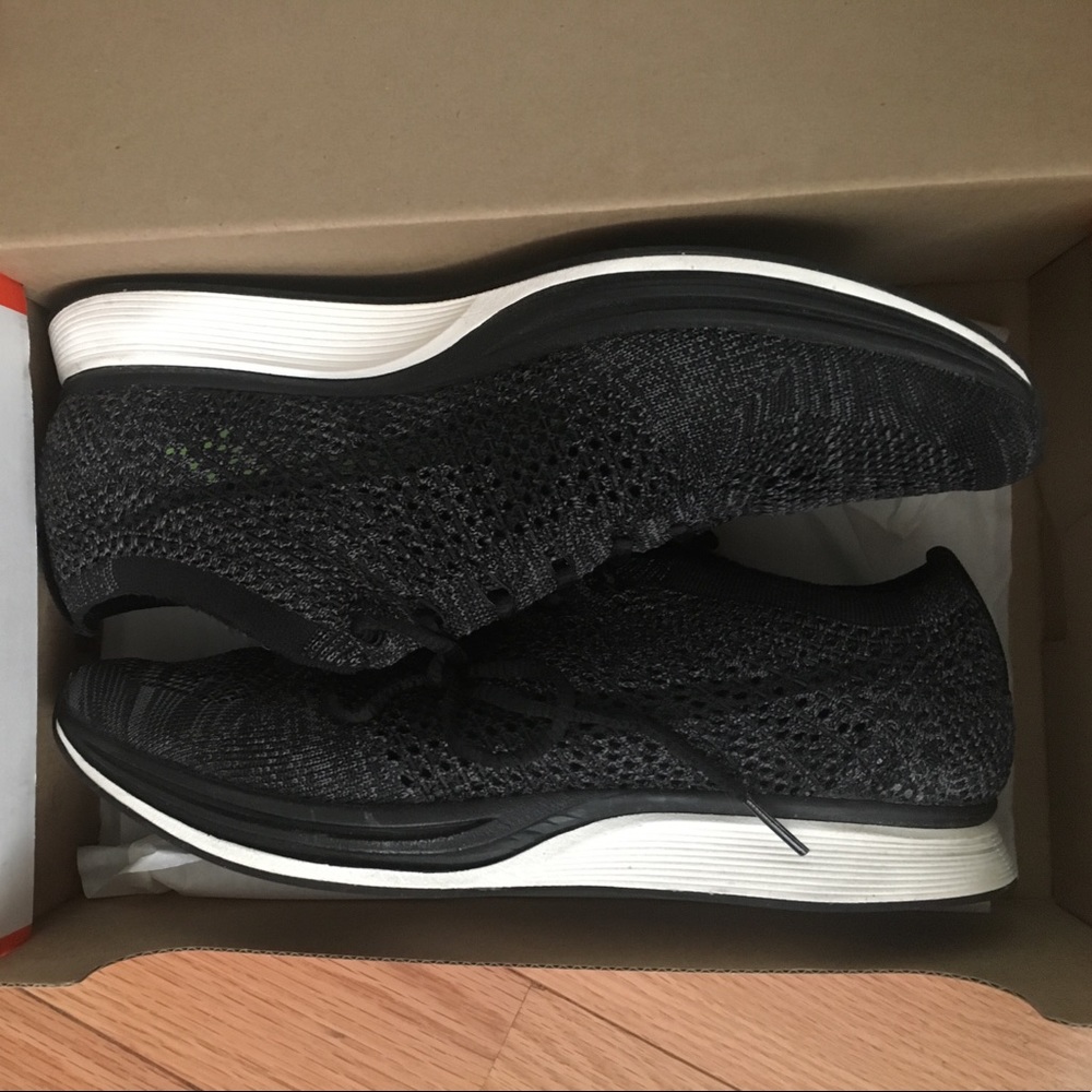 selling flyknits, "blackout"