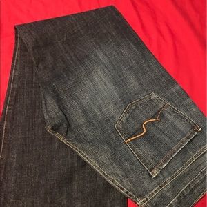 Seven jeans