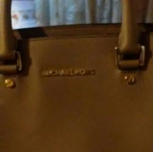 Michael kors purse