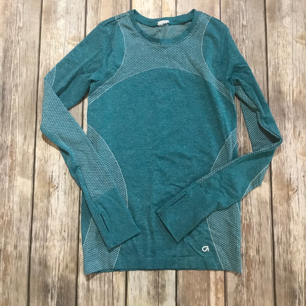 Gap body long sleeve athletic shirt