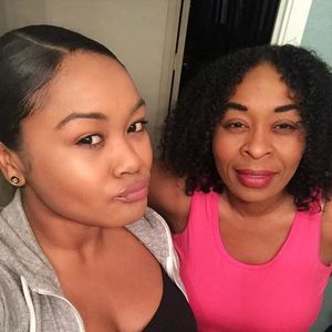 Meet your Posher, Cassandra