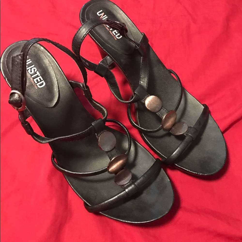 Strappy sandals