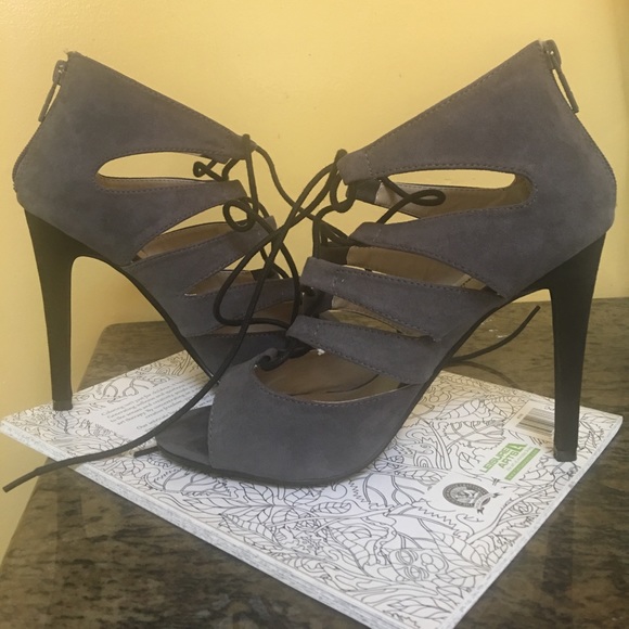 Women's lace up heels - Picture 1 of 4