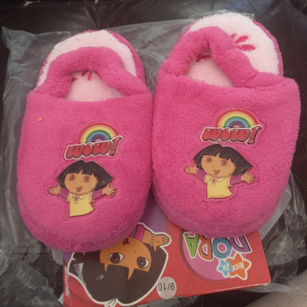 Dora slippers