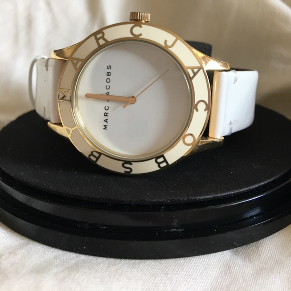 Marc Jacobs Accessories - MARC JACOBS White Leather Watch