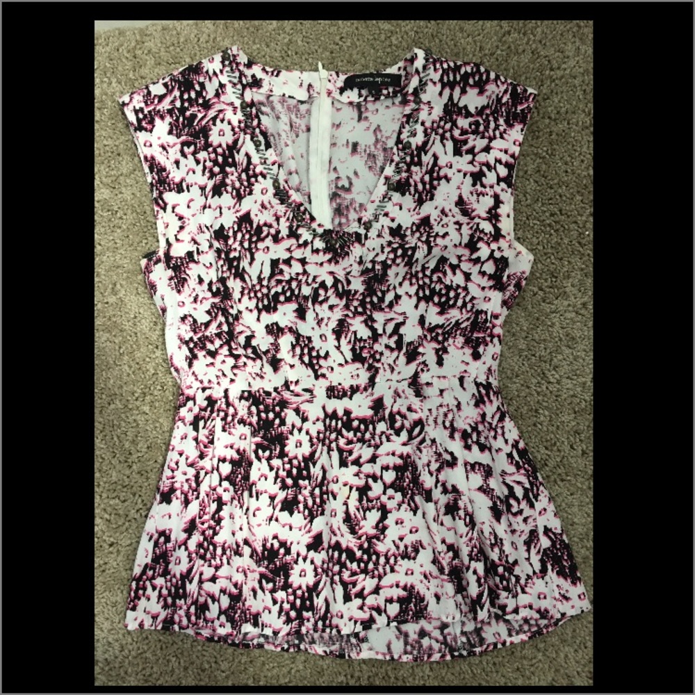 Nanette Lepore peplum top size 0