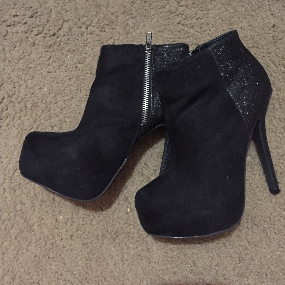 Booties - Picture 2 of 3