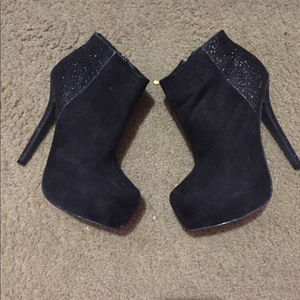 Booties - Picture 3 of 3
