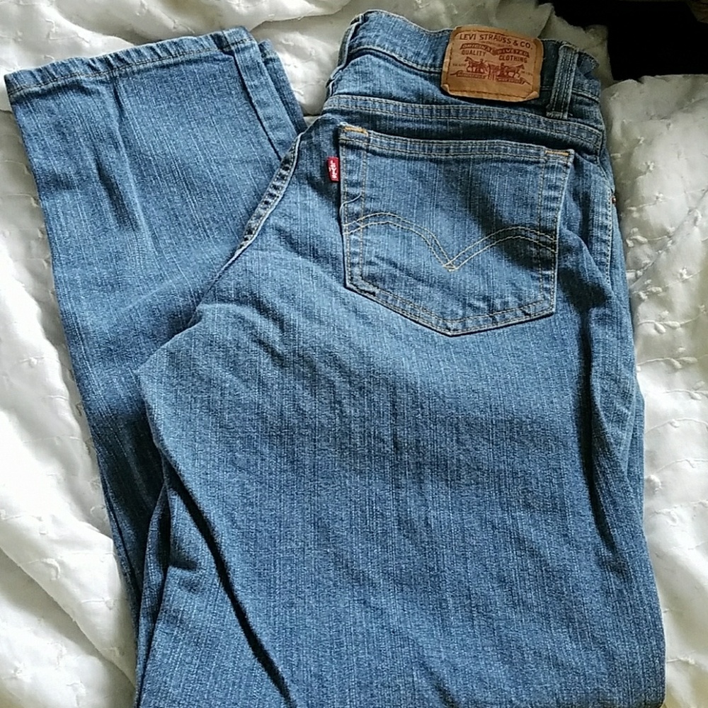 Levi's