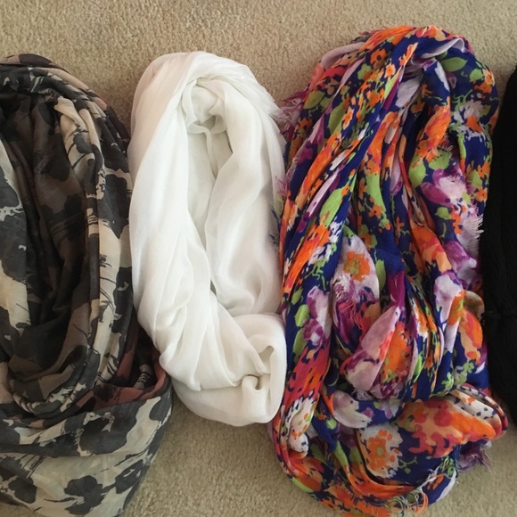 Infinity Scarves - Picture 3 of 4
