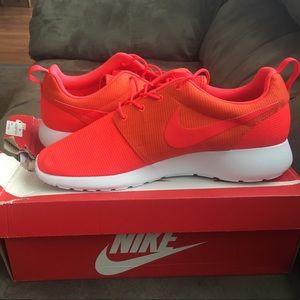 Nike Rosie Run size 13