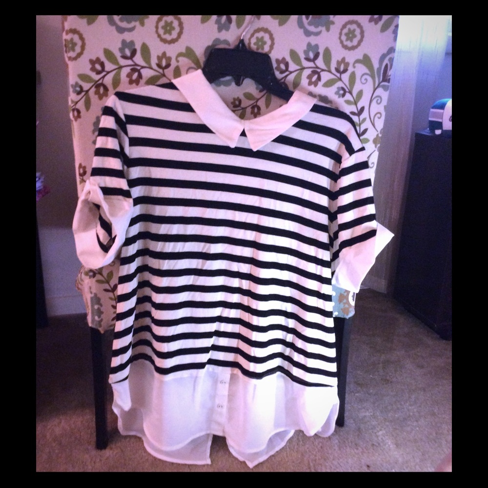 Pretty striped shirt sleeve blouse