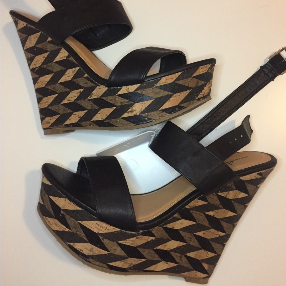 Charming Charlie Black & Tan Herringbone Wedges