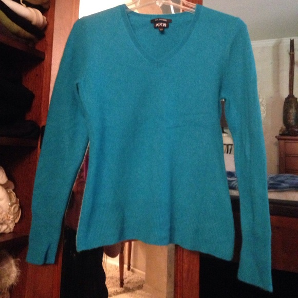 turquoise cashmere jumper