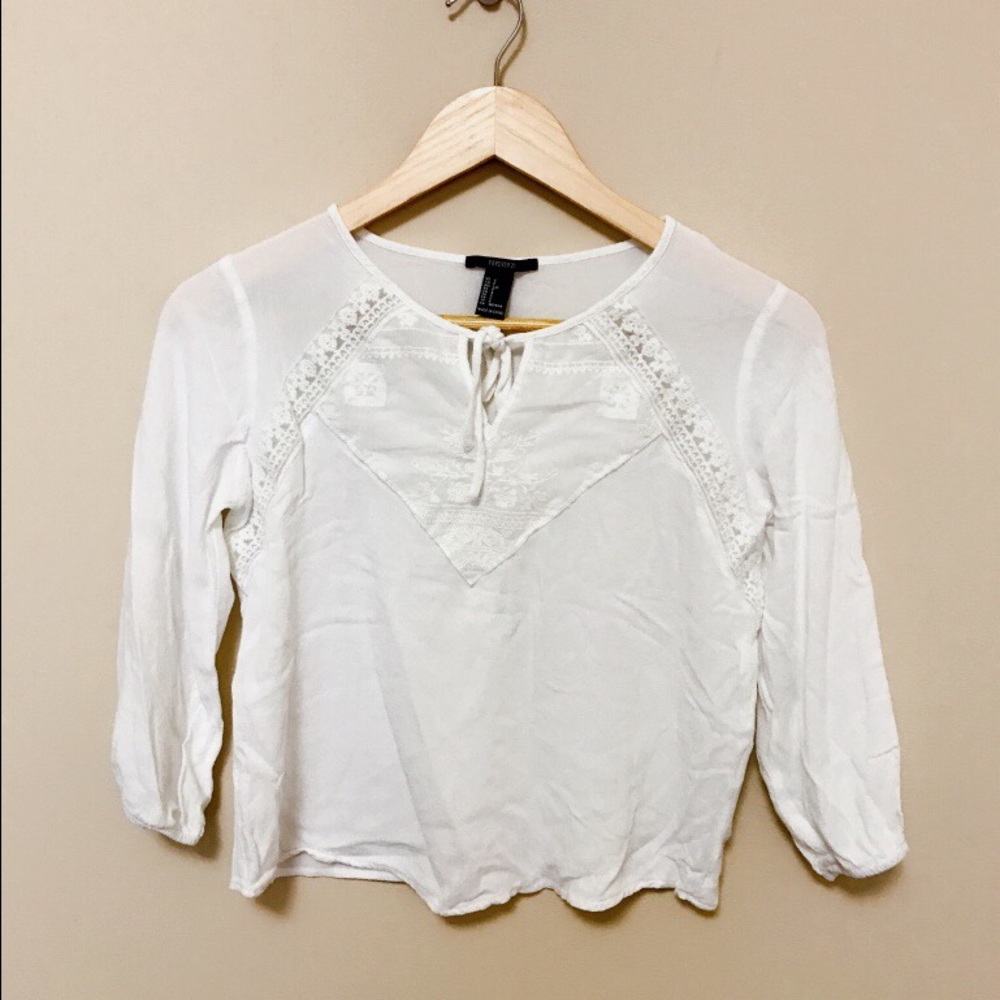 Women's white top