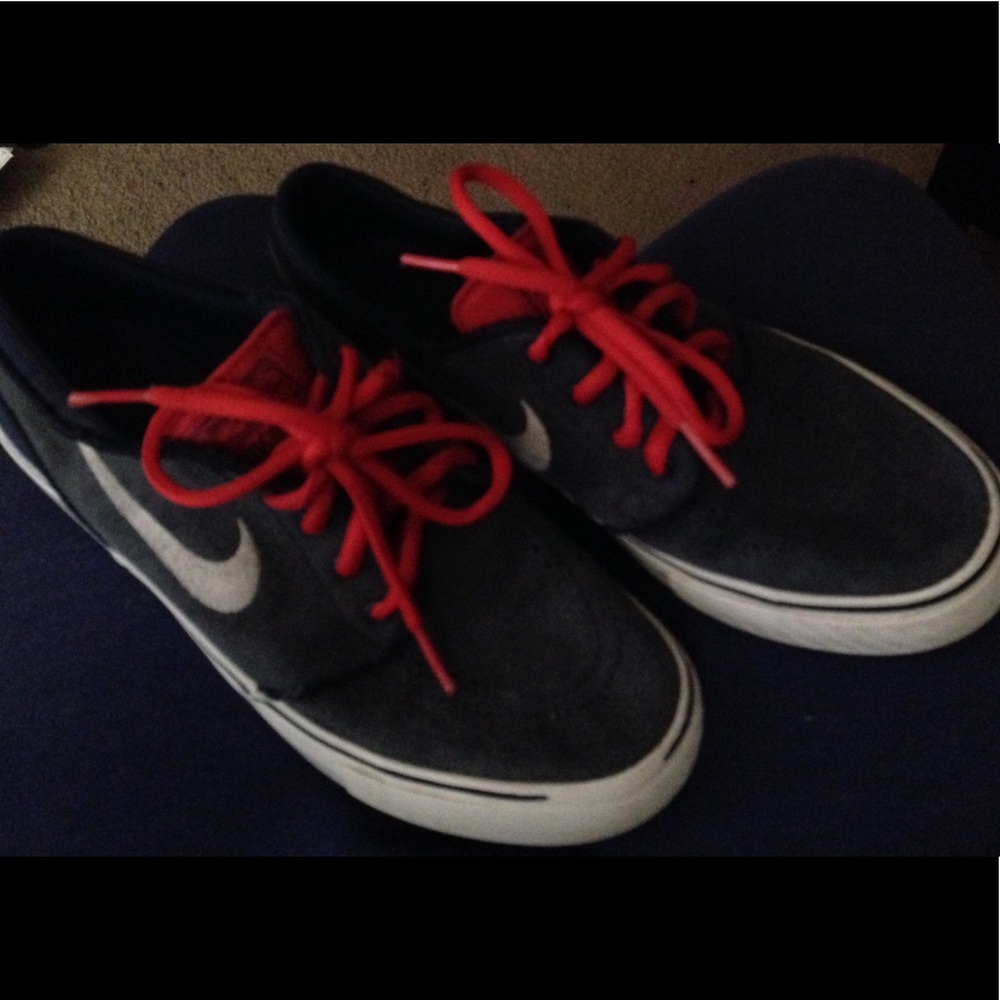 Nike , Stefan janoski shoes! Size 5.5 youth
