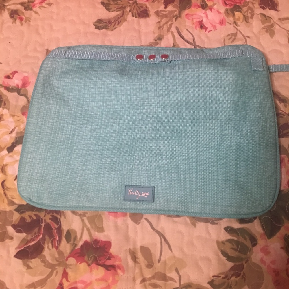 💰ACCEPTING OFFERS💰Zipper pouch