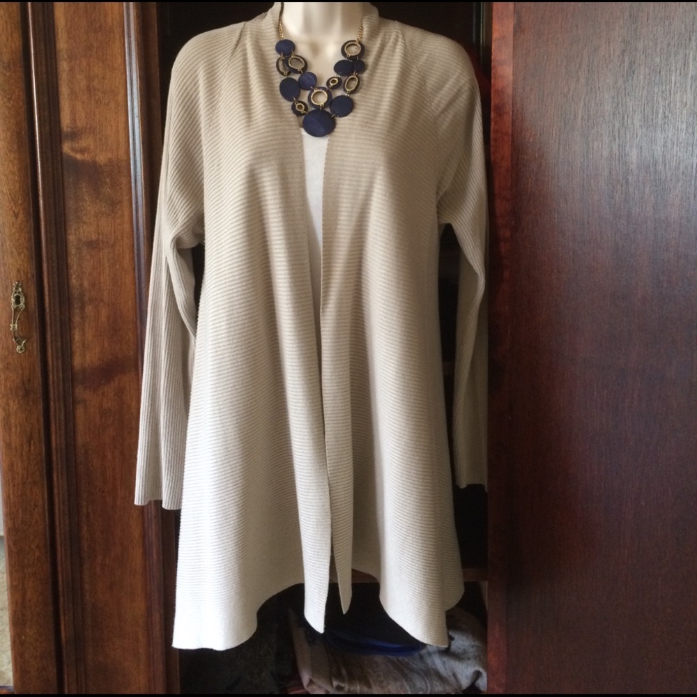 Taupe sweater - Picture 2 of 5