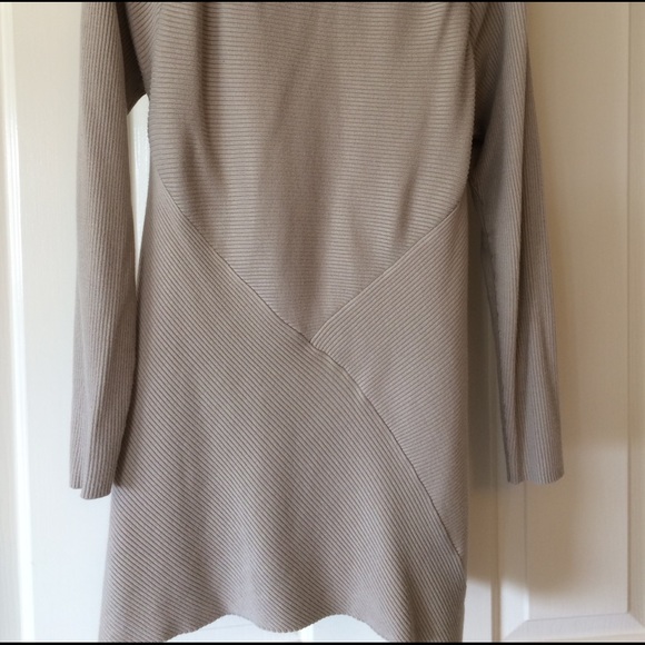 Taupe sweater - Picture 4 of 5