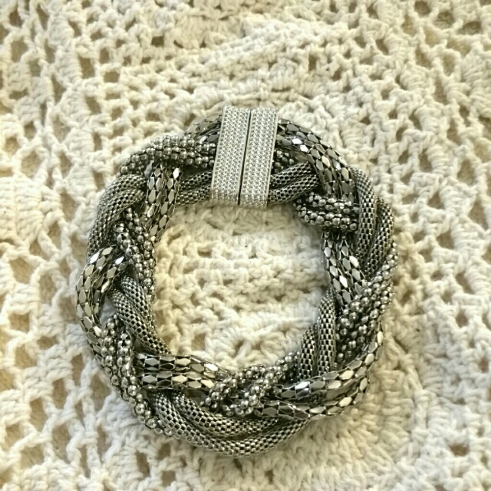 SOLD**Vtg. Braided Metal Bracelet