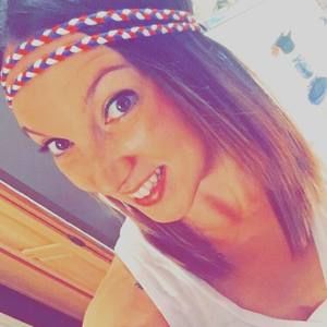 Meet your Posher, Deena