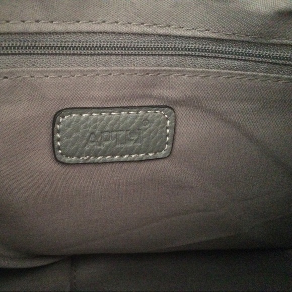 APT.9 Handbag - Picture 4 of 4