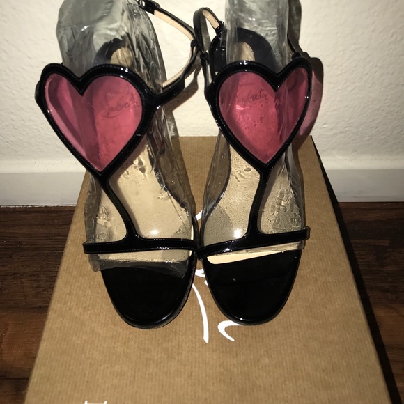 ❤️Christian Louboutin❤️ - Picture 2 of 4