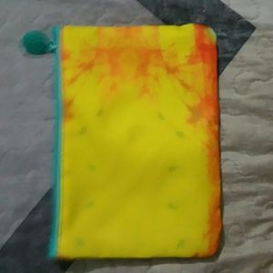 3/$8 Ipsy BNWOT makeup case