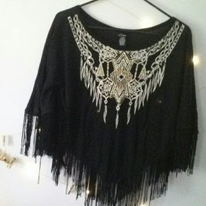Fringe tee